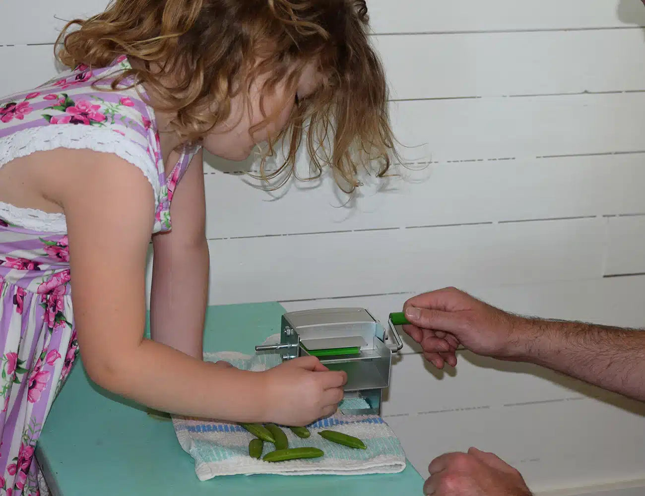 Manual Pea Sheller image 2